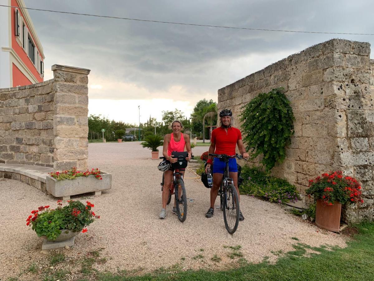 Tenuta Monaci La Murra Carmiano  Buitenkant foto